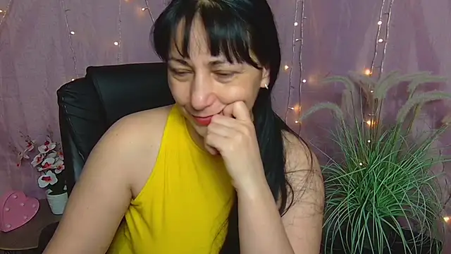 LiluGrants Live XXX Chat