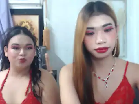 Show de MouthFuckerLABUBU na webcam