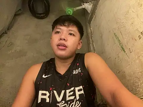 urasianreyn Live XXX chat