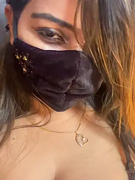 Samaira_Juicy143 – Naživo XXX chat
