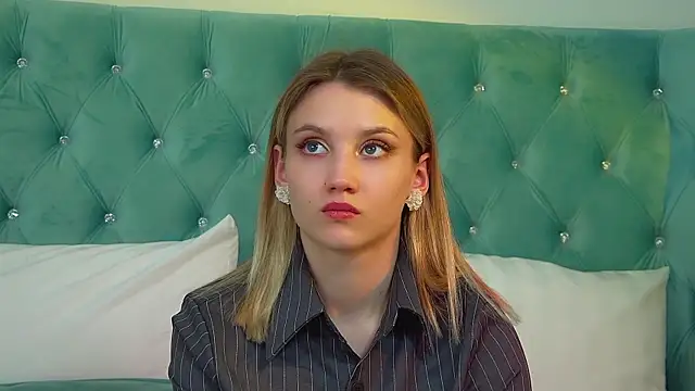 Živý XXX chat StacyEvances
