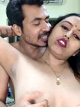 Hot_Misti_69 在線直播表演