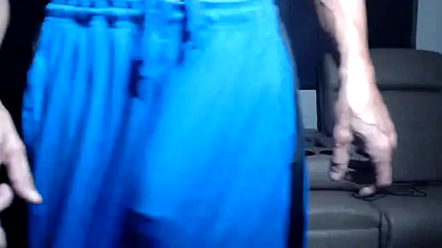 ThickD2C's Webcam Show