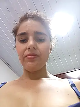 antonellahotimida Adlı Modelin Canlı XXX Sohbeti