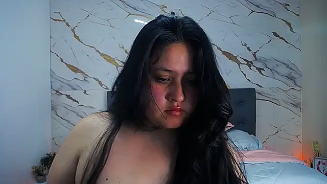 Онлайн чат XXX luluu_17_