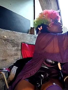 دردشة AmazonianMistress الجنسية المباشرة