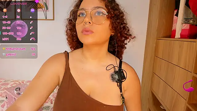 Bloom_Noor's Live XXX Chat