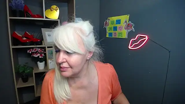 دردشة BlondyLeeBest الجنسية المباشرة