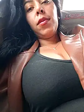 دردشة Luianna الجنسية المباشرة