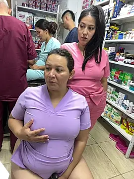 kandalove: διαδικτυακό σόου στην κάμερα