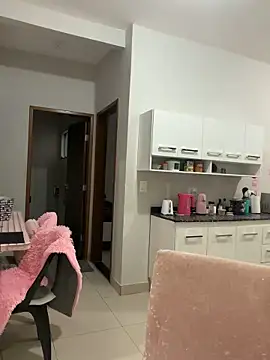 Irresistible24 লাইভ XXX চ্যাট