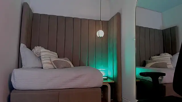liam_salvatoree's Webcam Show