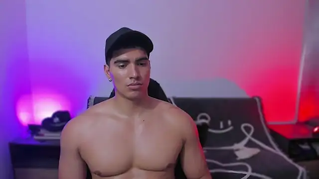 JamesGraay Chat XXX in diretta