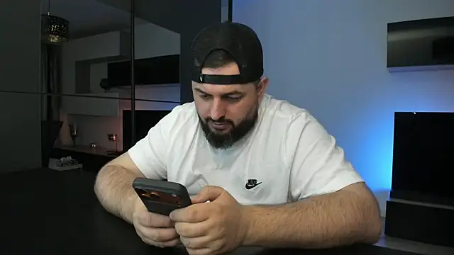 DravenPeak Chat XXX live