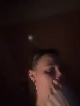 Flossy_Vettie Adlı Modelin Canlı XXX Sohbeti