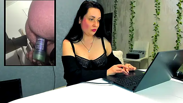 Yesss_Lilith: απευθείας συνομιλία ΧΧΧ