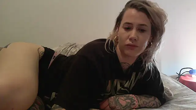 MadameSandra Live XXX-Chat