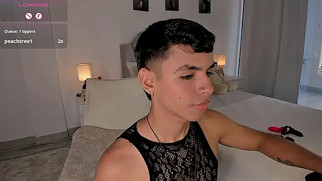 Auren_Sethian Webcam-Show