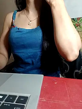 دردشة Chanchal--Navya الجنسية المباشرة