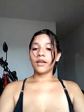 FerneyManti Pertunjukan Webcam