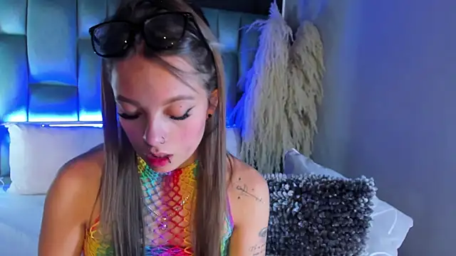 AmmyJones_ élő XXX-chatje