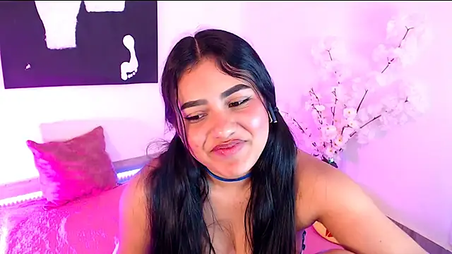 Sami-Queen's Live XXX Chat