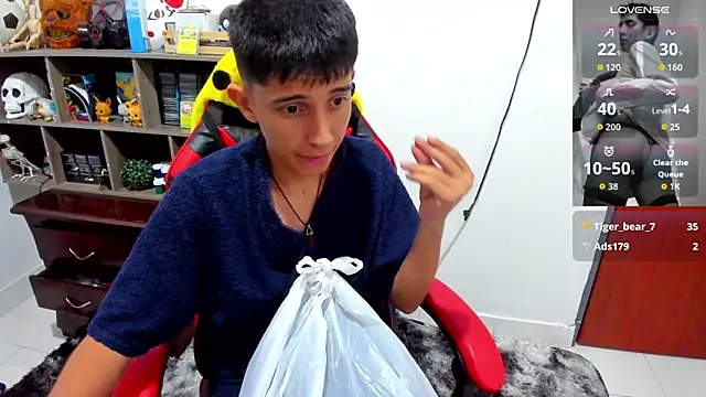 gomitaboy1 Webcamshow
