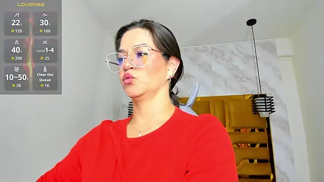 XXX chat uživo modela Luciifeer_