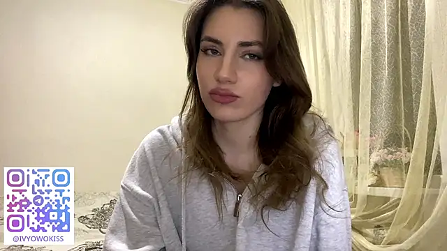 Chatroom XXX en direct de simmisweet