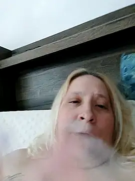 Icedcoffee2024's Webcam Show