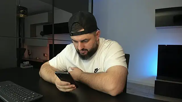 DravenPeak live XXX chat