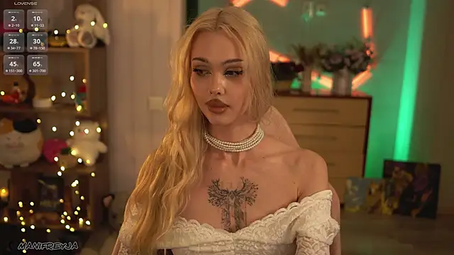 Вебкам-шоу ManiFreyja