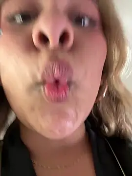 Sophie19__'s Live XXX Chat