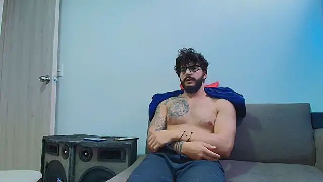 thomas_gun Live XXX-Chat