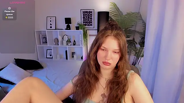 Luna_Tide Chat XXX in diretta