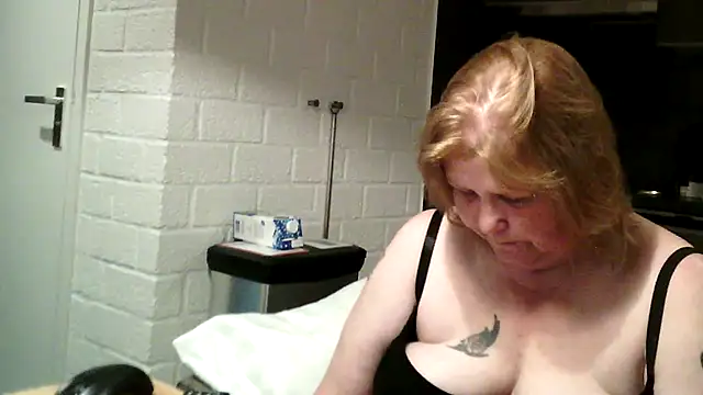 Sylviastar46 – webcam-show