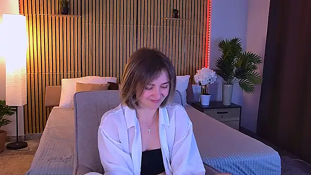EmeraldGlow's Live XXX Chat