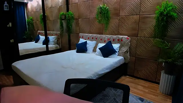 Chat +18 de TrueReincarnation ao vivo
