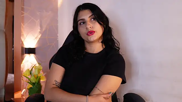 Chat XXX en directo de Luu_Princess