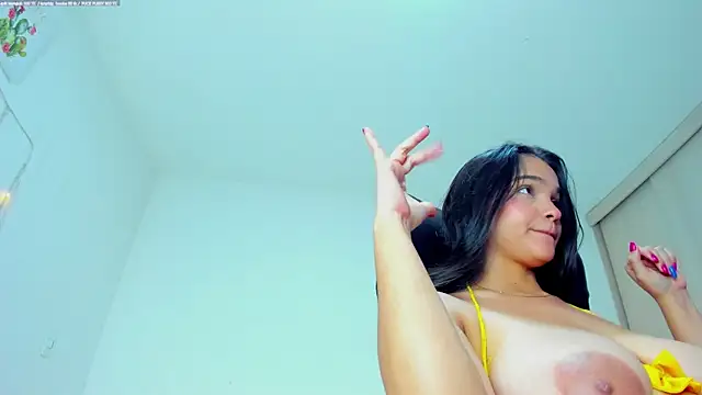 Živý XXX chat monica_little23