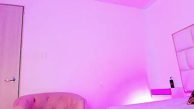 Violetta-foxx Chat XXX in diretta