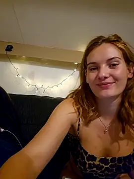 Chat +18 de sweetsophie69 ao vivo