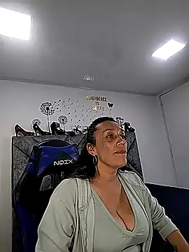 Shantey_Laurent: απευθείας συνομιλία ΧΧΧ