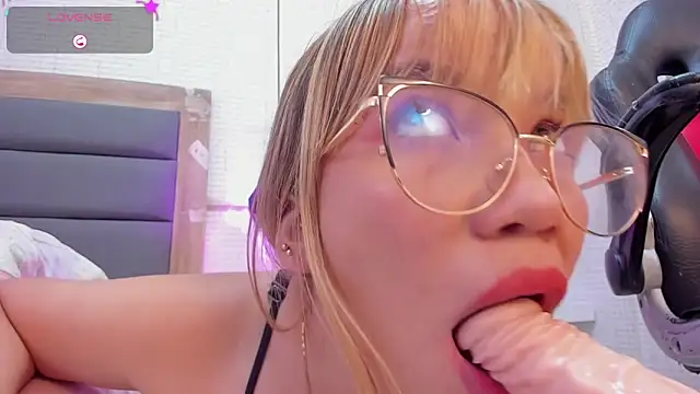 MELANIE_VEGA 라이브 XXX 채팅