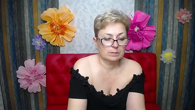Živý XXX chat EmiliaGree