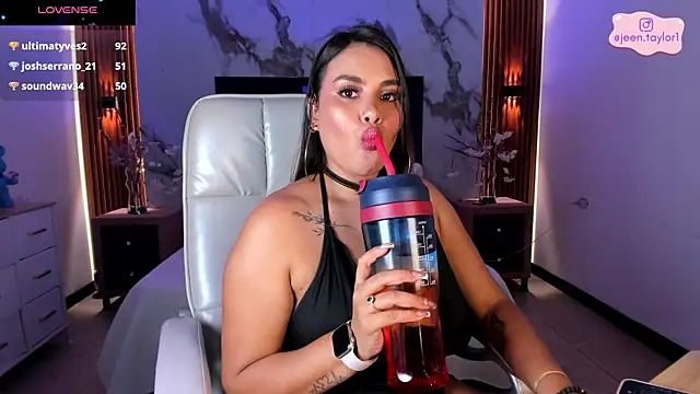Jeen_Taylor – Naživo XXX chat