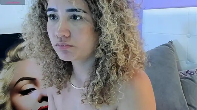 Živý XXX chat Charlotte11-11