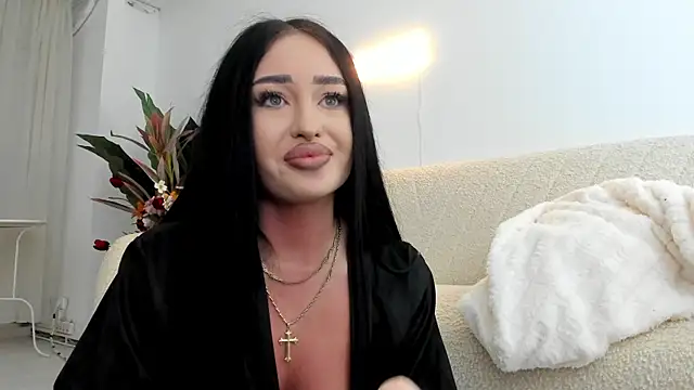 EmeraldKatt Webcam Show
