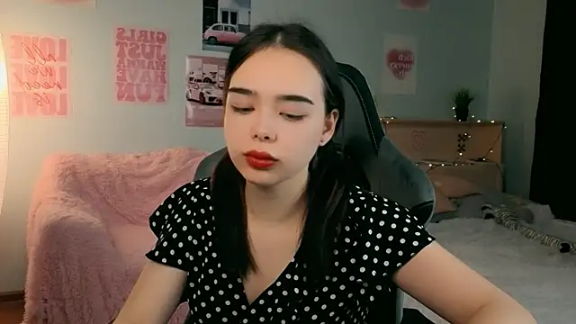 Sunsetberry élő XXX-chatje