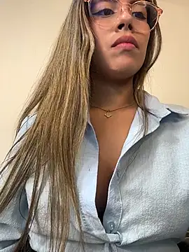 دردشة EMILIIA_RICHTER__ الجنسية المباشرة